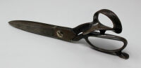 Professional tailoring scissors