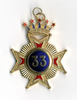 33 Degrees Badge