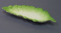 Ceramic cabbage leaf dish