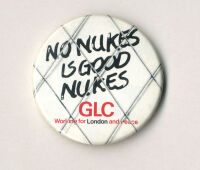 'No Nukes Is Good Nukes' badge